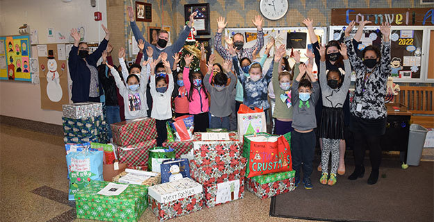 Cornwell Ave Students With Donated Goods